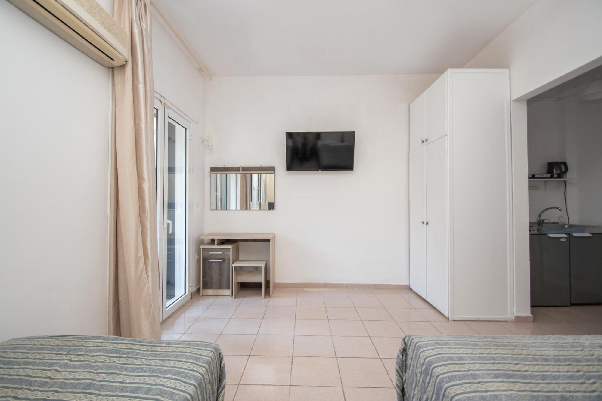 Markella Holiday Resort By "Elite" Marathias  ภายนอก รูปภาพ