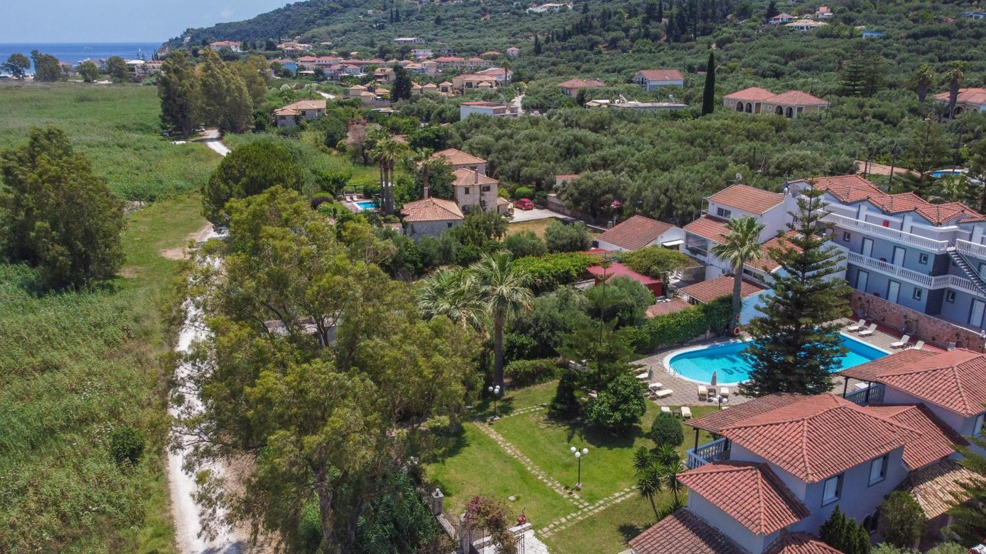 Markella Holiday Resort By "Elite" Marathias  ภายนอก รูปภาพ