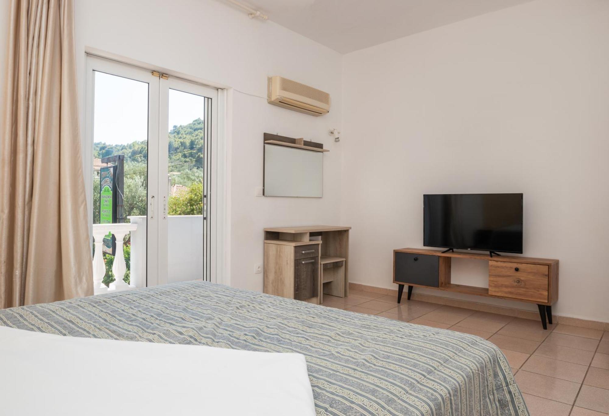 Markella Holiday Resort By "Elite" Marathias  ภายนอก รูปภาพ