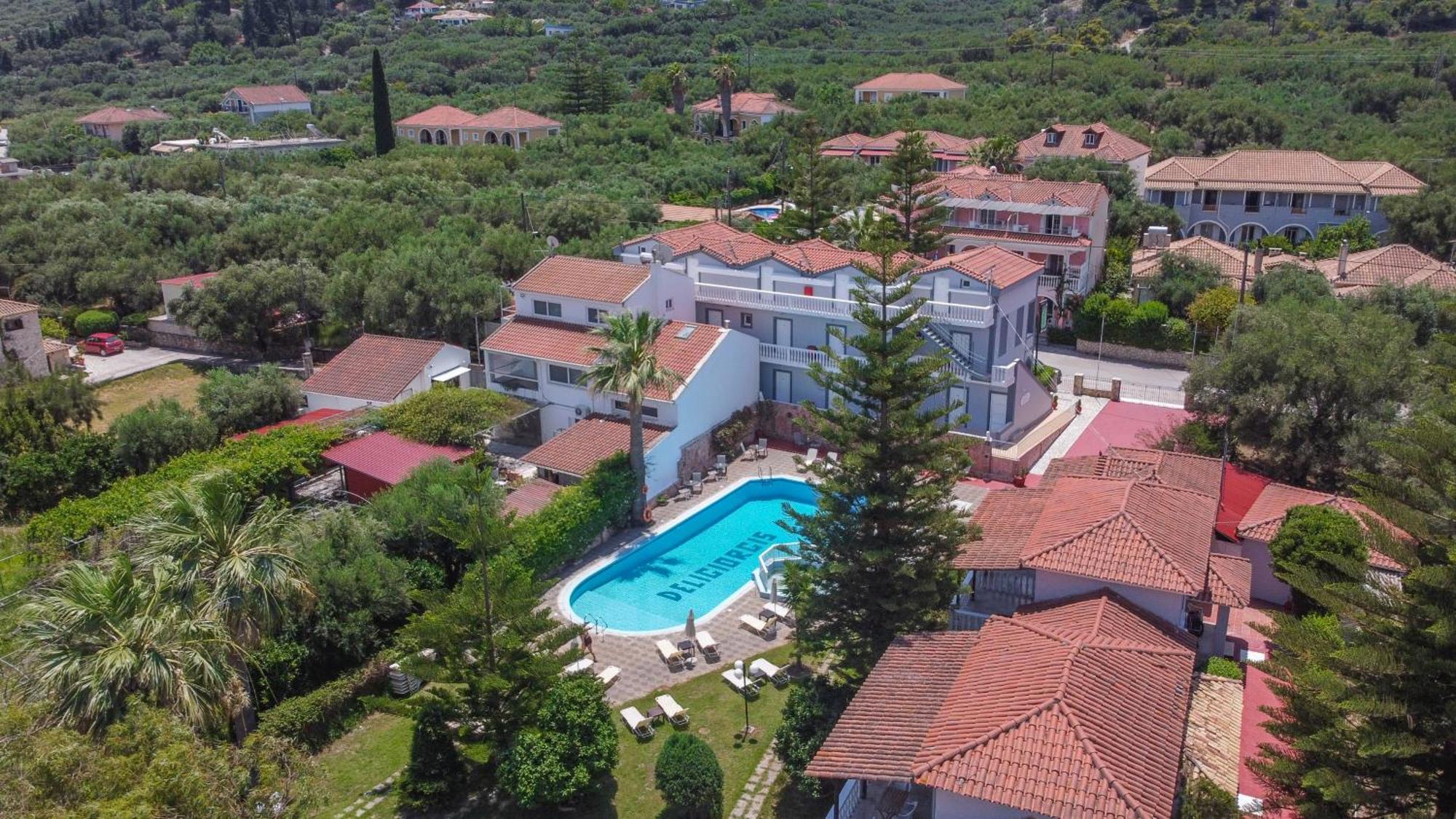 Markella Holiday Resort By "Elite" Marathias  ภายนอก รูปภาพ